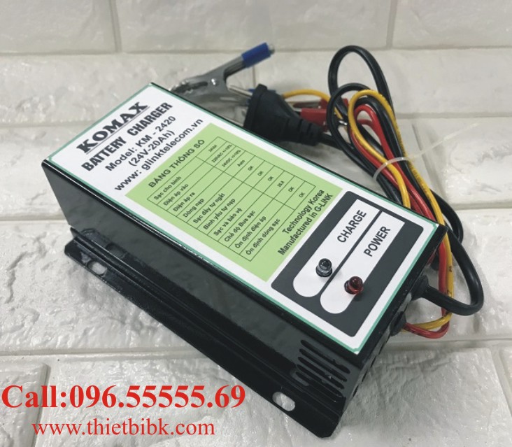 Sạc ắc quy tự động KOMAX KM-2420 24V 200Ah dùng cho ắc quy ô tô, xe máy